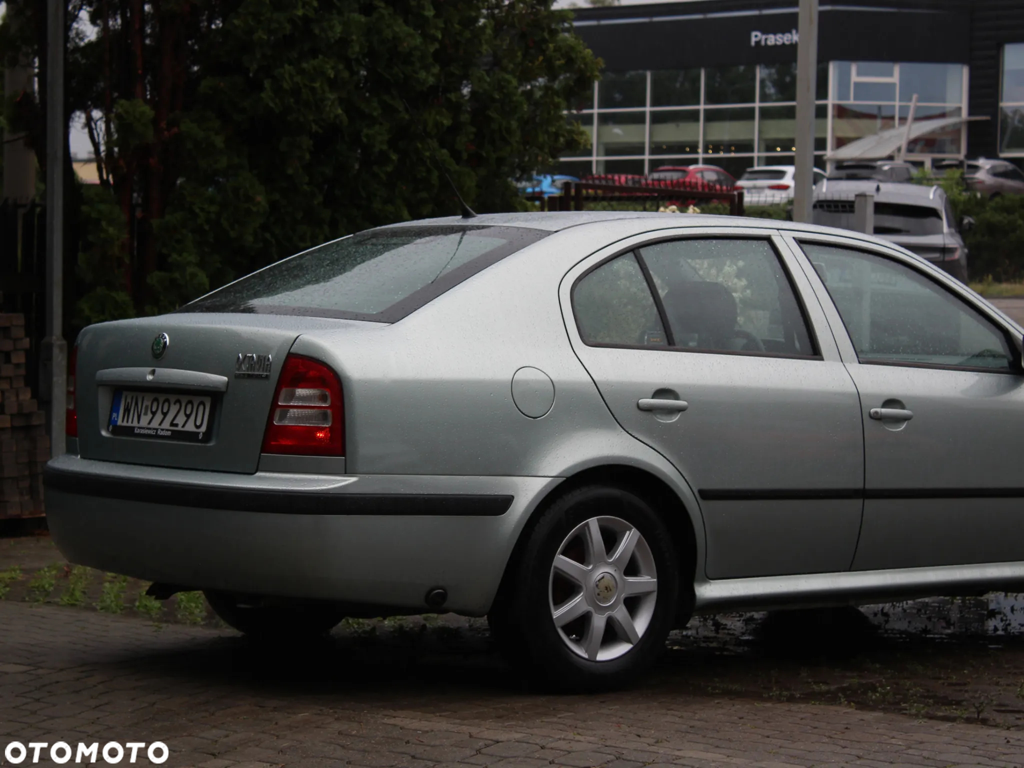 Skoda Octavia 1.6 Tour - 11