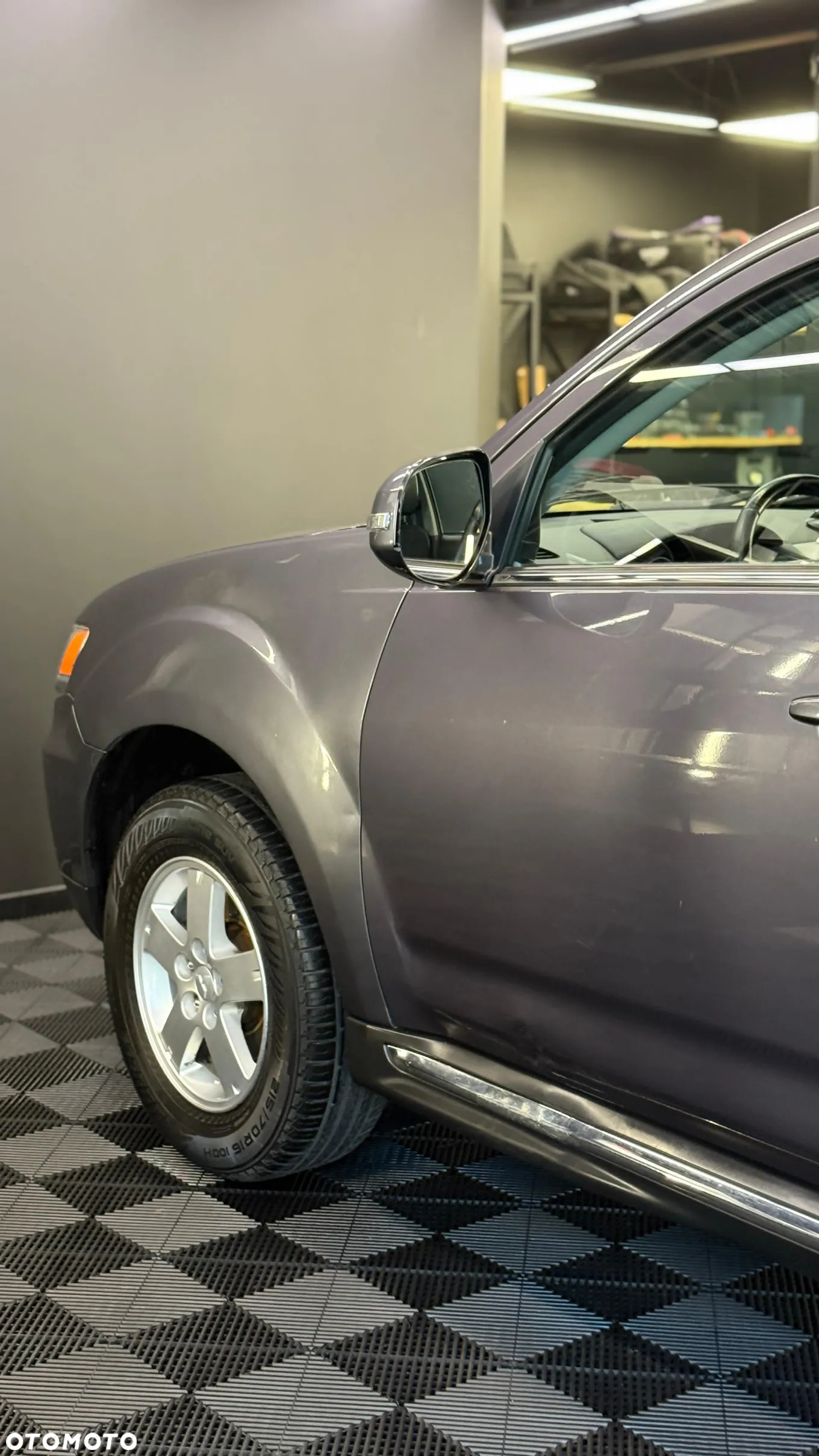 Mitsubishi Outlander 2.0 Intense + NAVI 2WD EU5 - 21