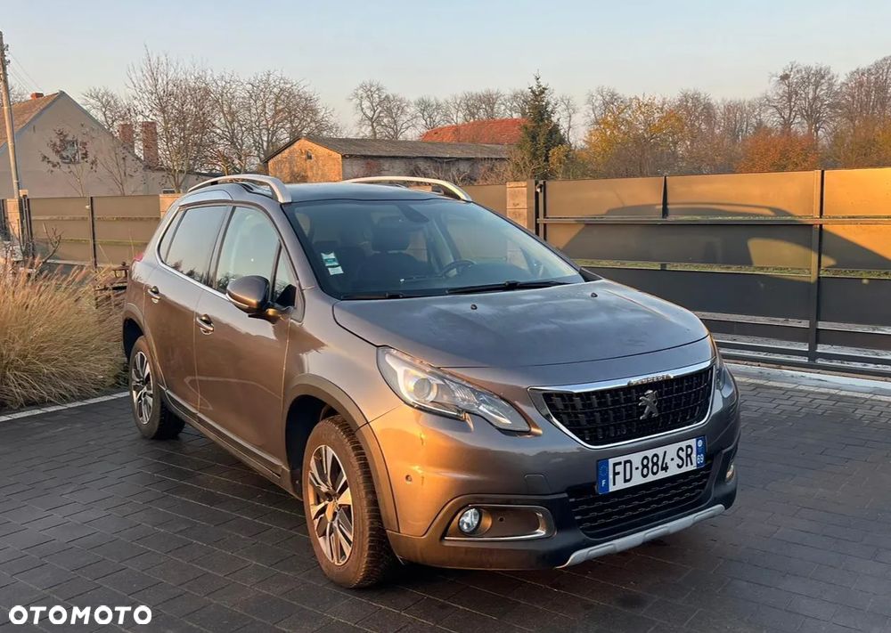 Peugeot 2008 1.6 BlueHDi Allure S&S - 1