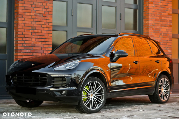 Porsche Cayenne E-Hybrid Platinum Edition