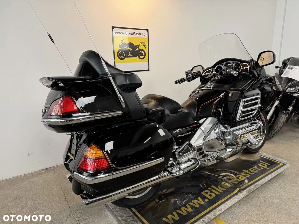 Honda GL - 5