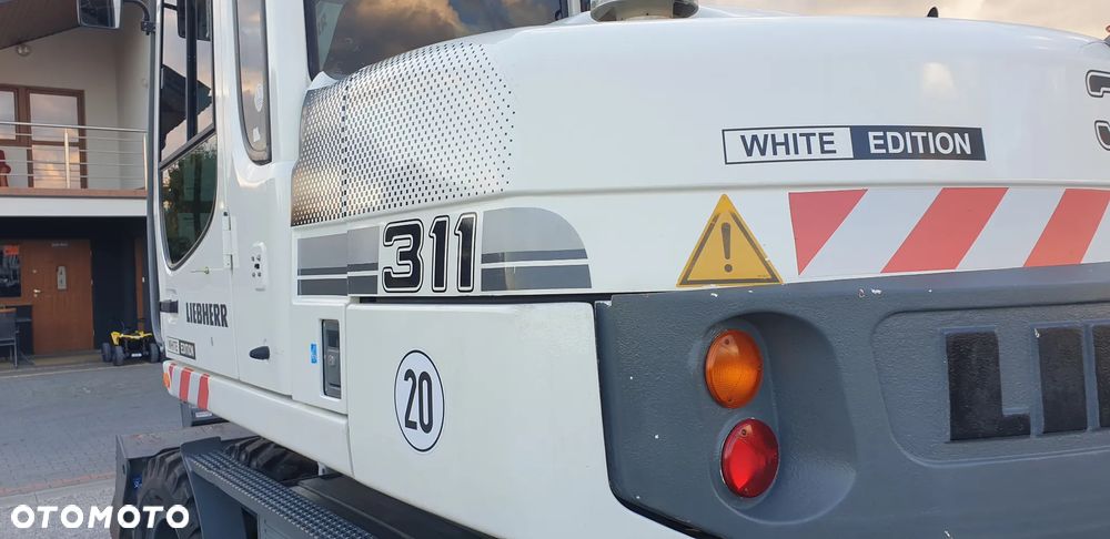 Liebherr 311 rok 2007 łyżka skarpowa hydr. + do kopania 2xpług klima oryginał - 21