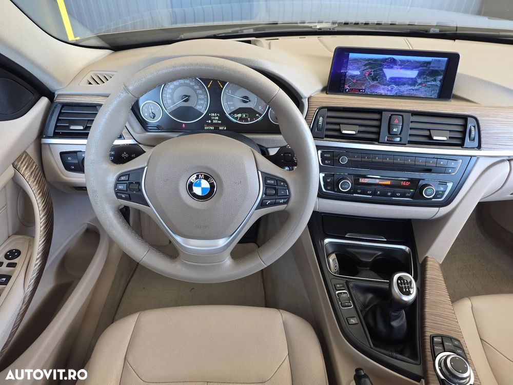 BMW Seria 3 320d Blue Performance Modern Line - 10