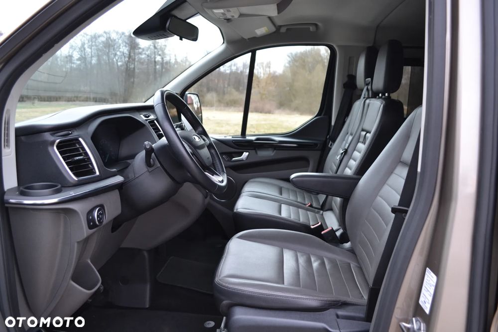 Ford Tourneo Custom 2.0 TDCi L1 Titanium SelectShift - 20