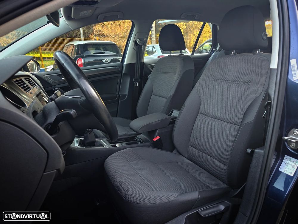 VW Golf 1.6 TDi DPF Comfortline - 7