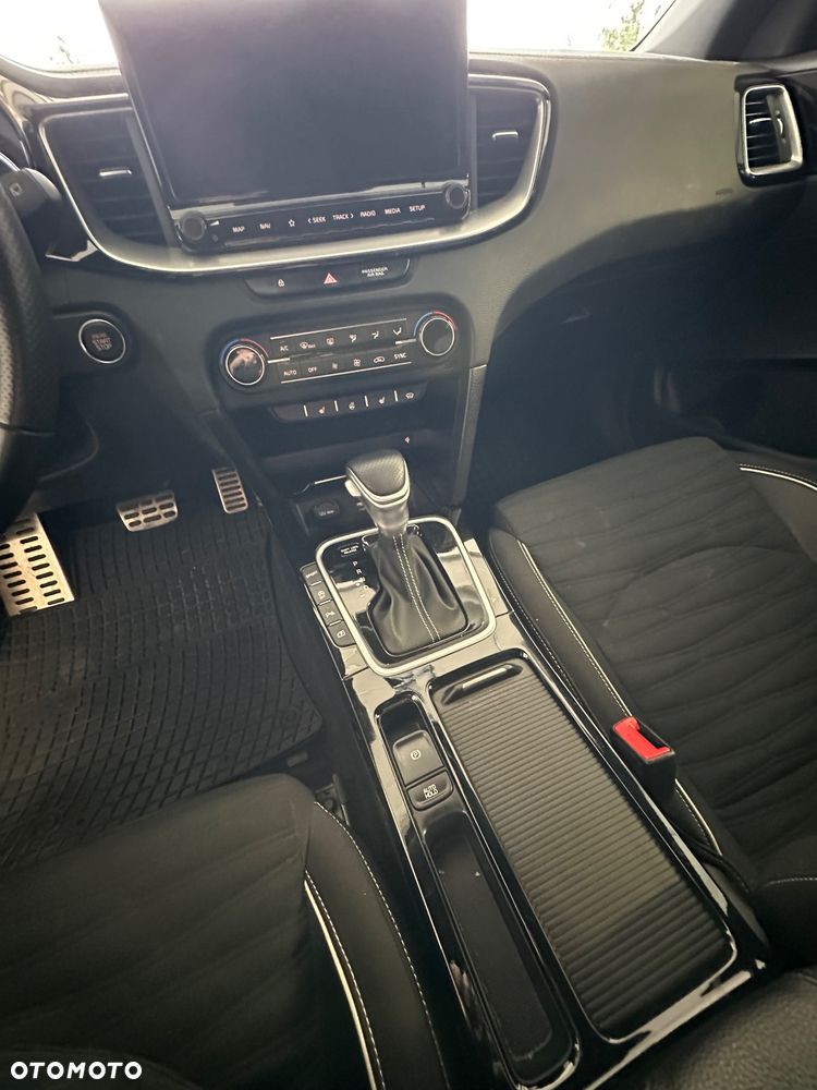 Kia ProCeed 1.5 T-GDI GT Line DCT - 11