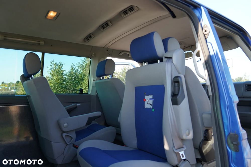Volkswagen Multivan Standard - 12