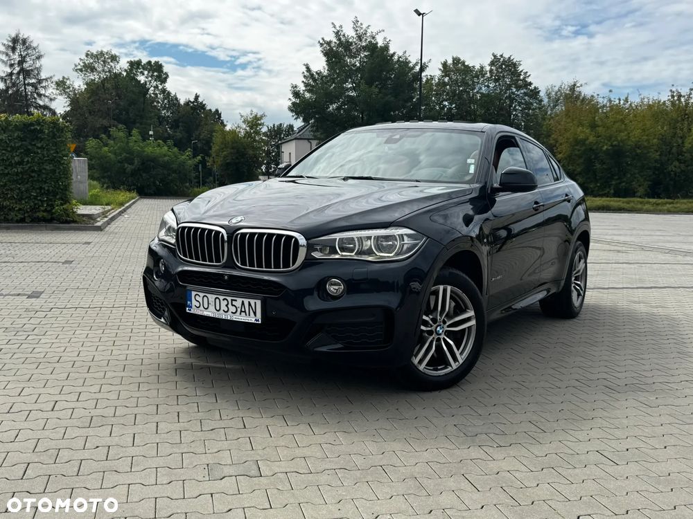 BMW X6 xDrive50i - 12