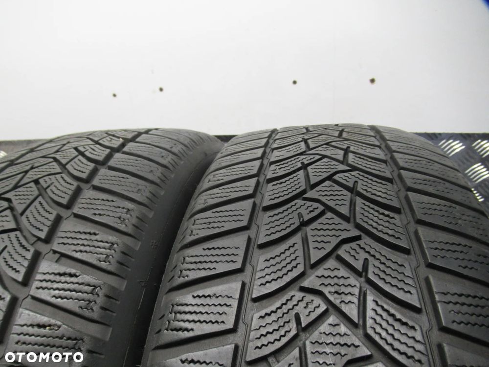 2x Dunlop Winter Sport 5 215/55/17 98V nr.1782 - 2