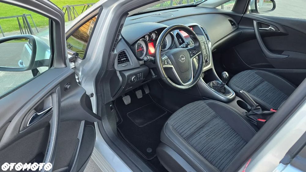 Opel Astra - 9