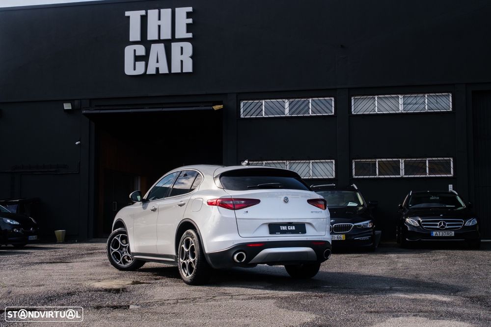 Alfa Romeo Stelvio 2.2 D Veloce Ti Q4 AT8 - 7