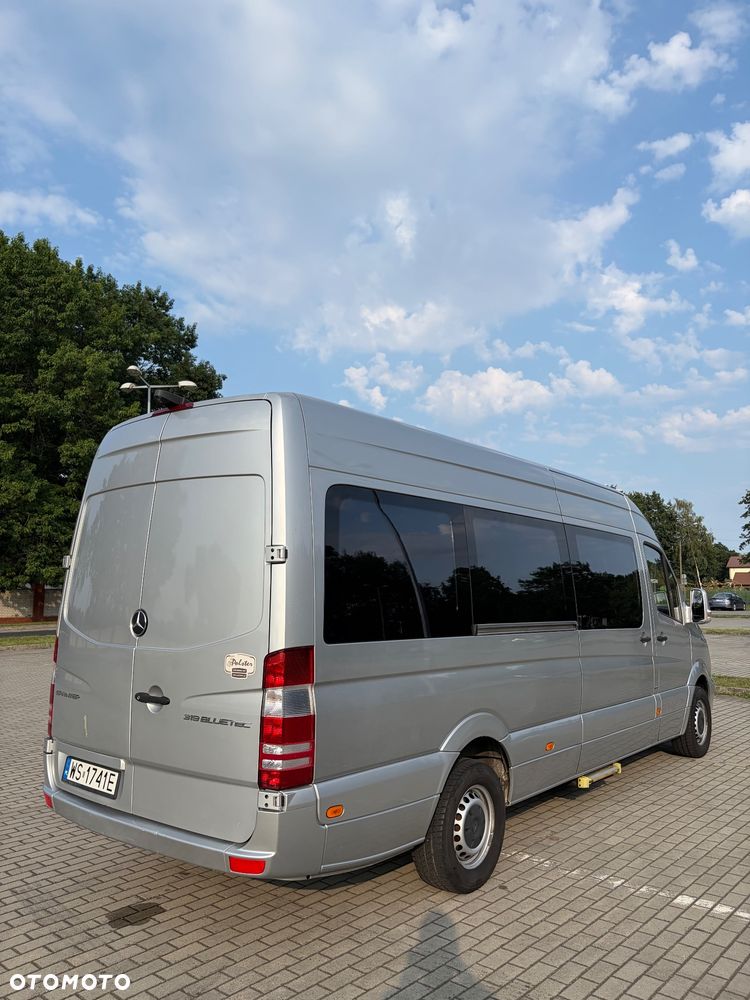 Mercedes-Benz Sprinter - 15