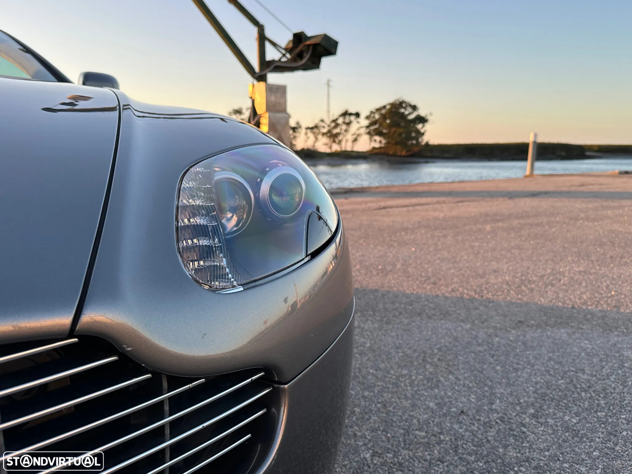Aston Martin Vantage Coupe V8 - 44