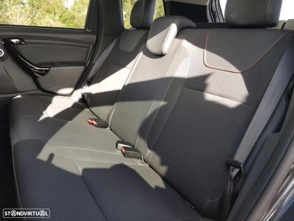 Dacia Duster 1.2 TCe Prestige - 8