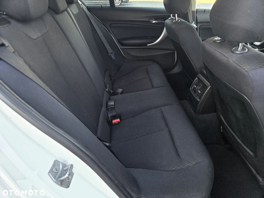 BMW Seria 1 116d - 13