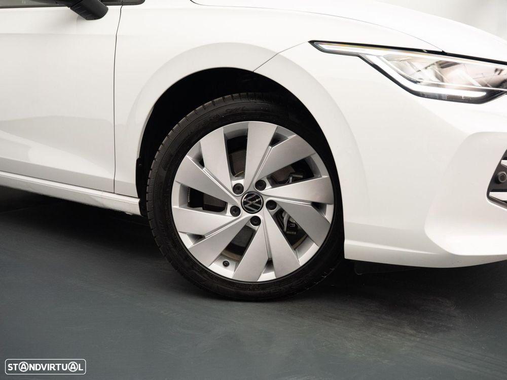 VW Golf 1.5 TSI e-Hybrid Life DSG - 9