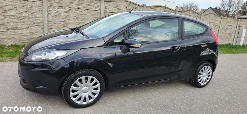 Ford Fiesta - 12