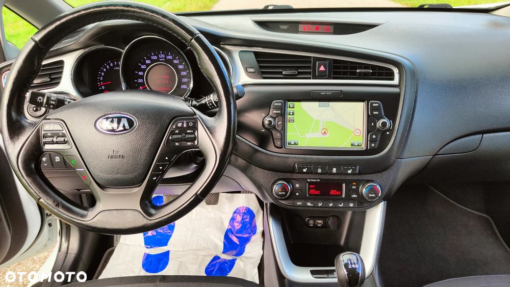 Kia Ceed 1.6 GDI Business Line - 29