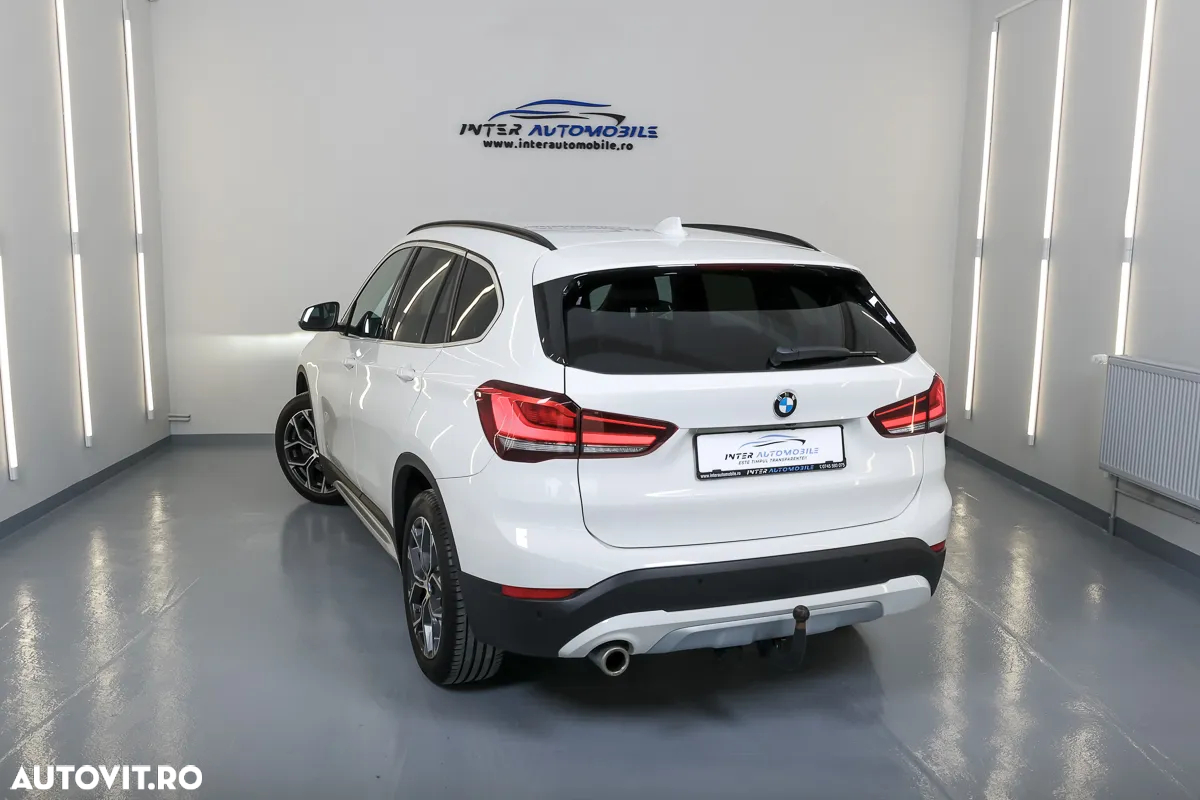 BMW X1 sDrive18i Aut. xLine - 3