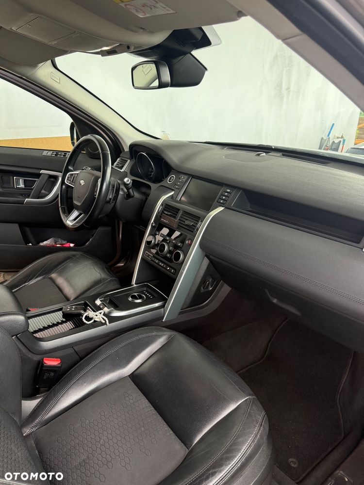 Land Rover Discovery Sport 2.0 TD4 HSE - 7