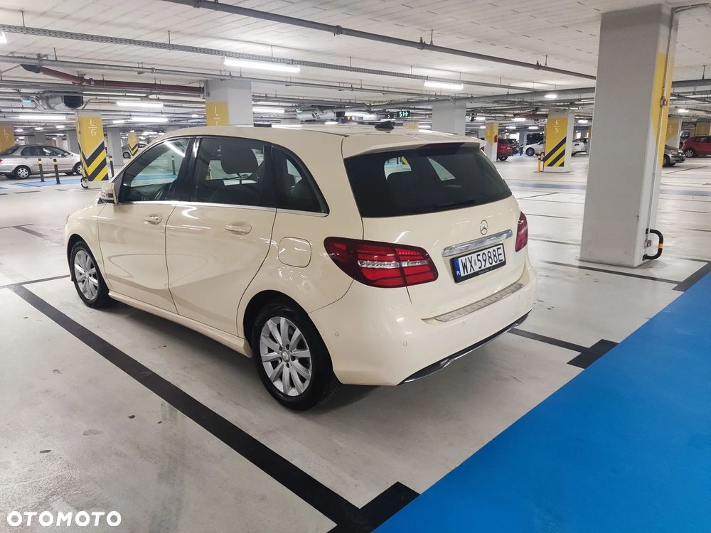 Mercedes-Benz B-Class 2016 photo 3
