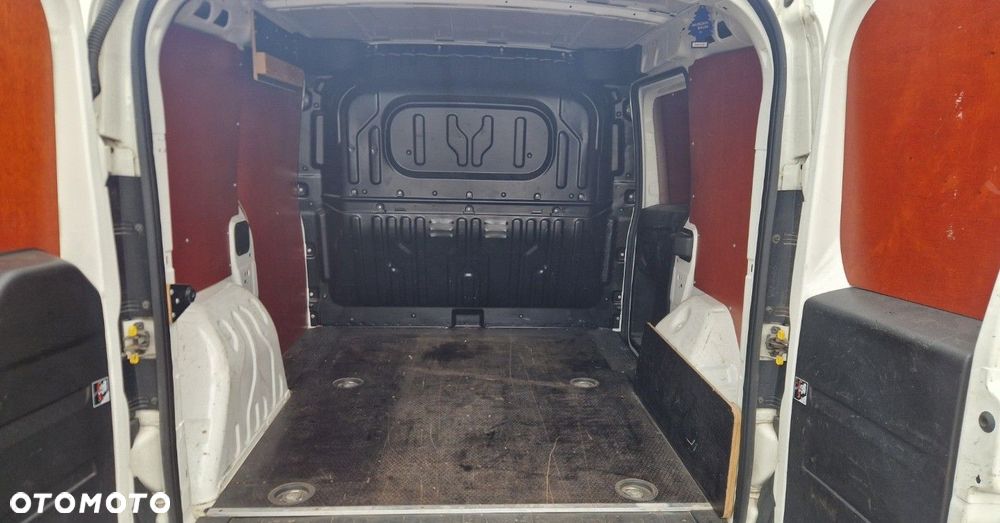 Fiat Doblo - 12