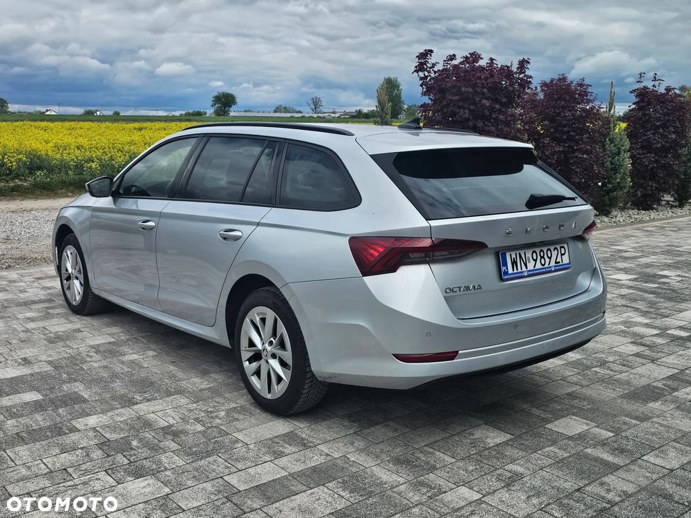 Skoda Octavia 2.0 TDI SCR Ambition DSG - 3