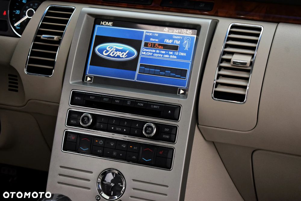 Ford Flex - 40
