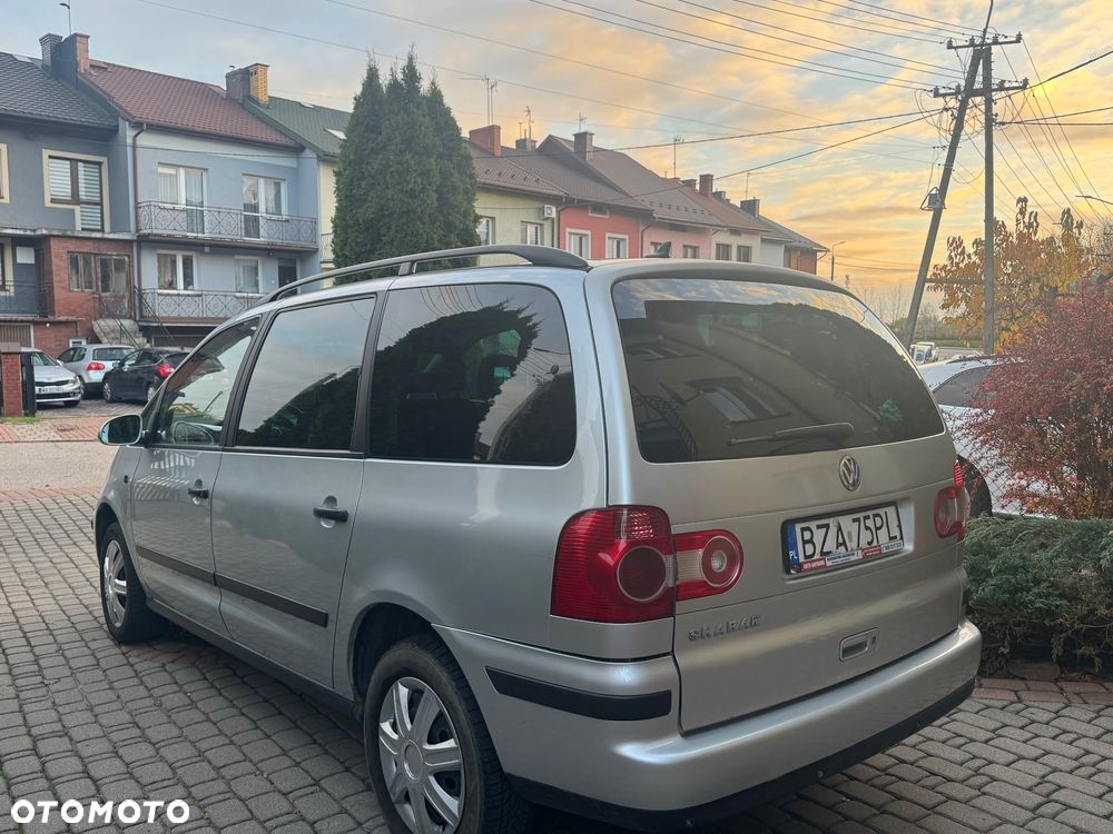 Volkswagen Sharan 1.8T Comfortline - 5