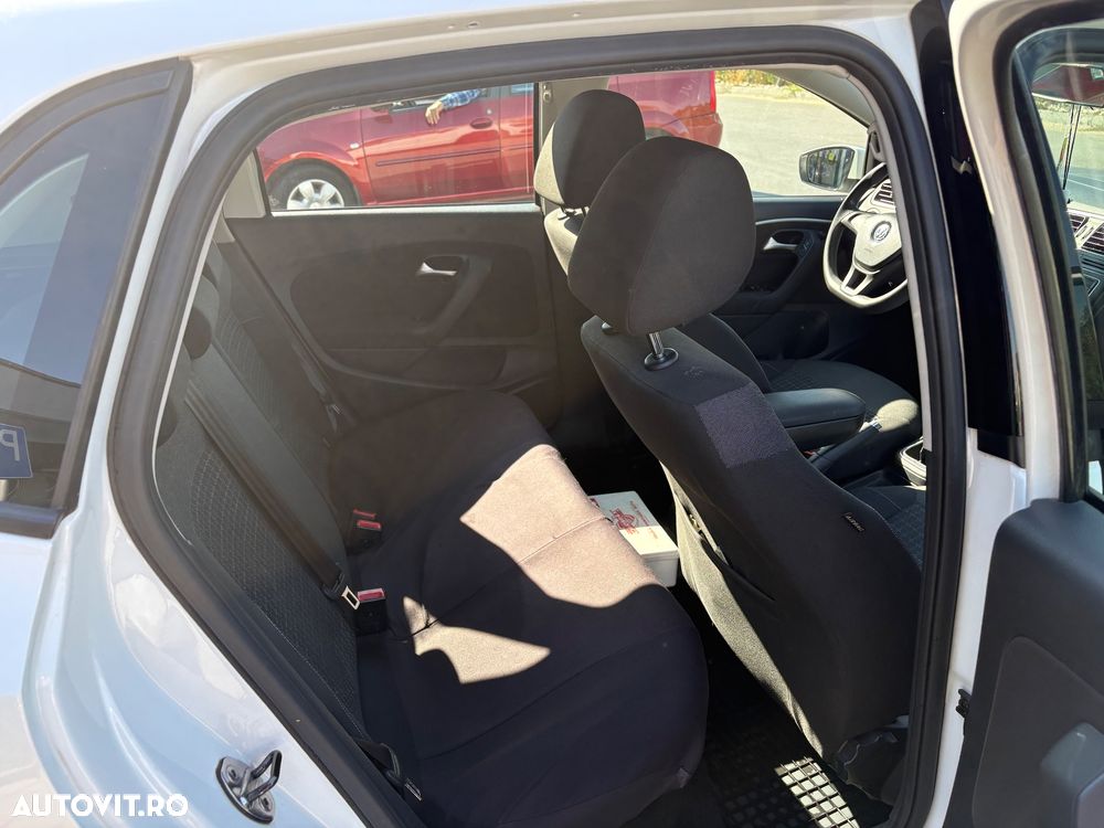 Volkswagen Polo - 13