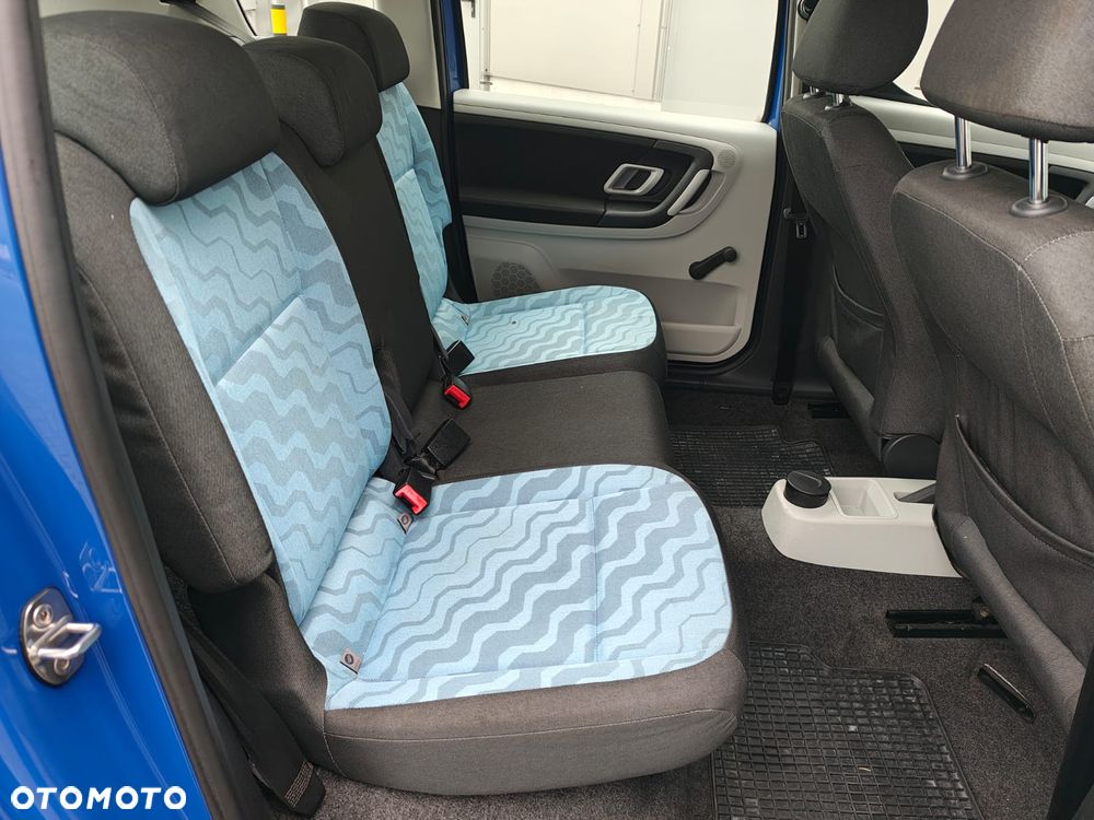 Skoda Roomster - 10