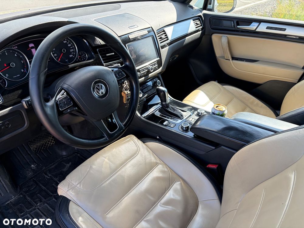 Volkswagen Touareg 3.0 V6 TDI DPF Tiptr - 11