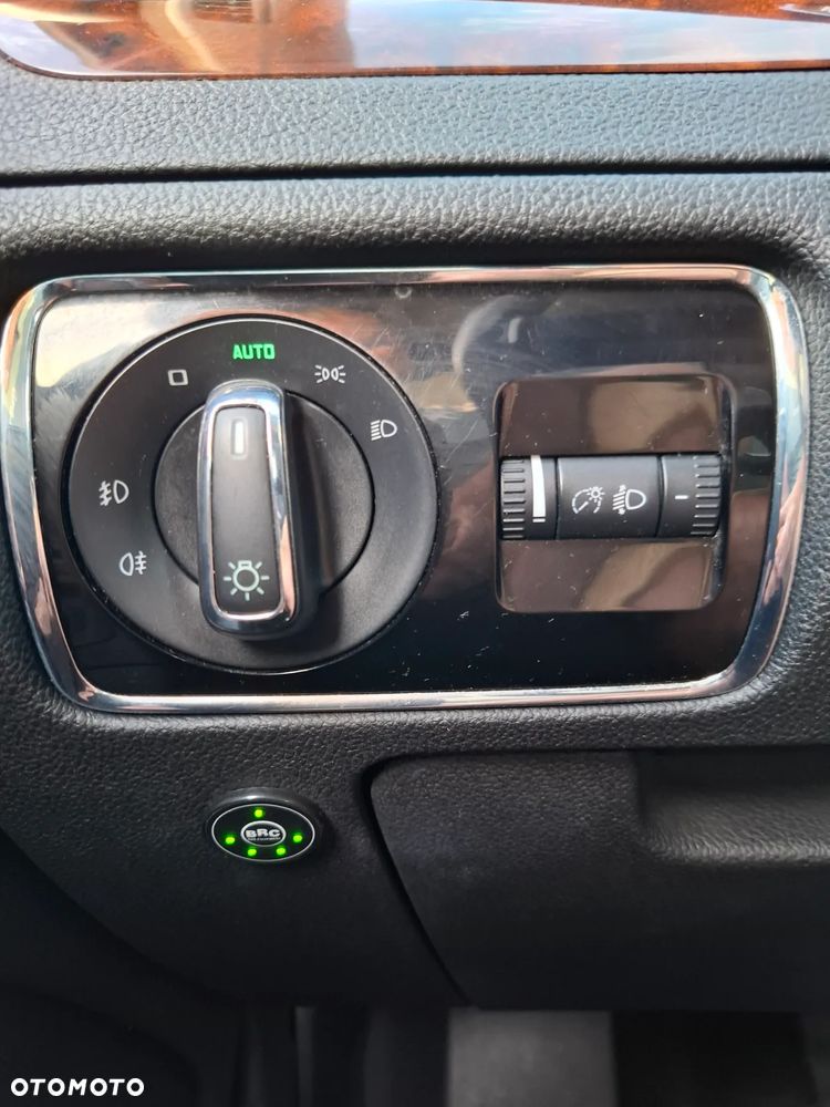 Skoda Superb 1.8 TSI Elegance - 18