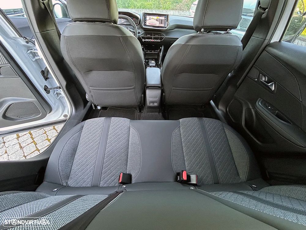 Peugeot e-2008 50 kWh Allure Pack - 25