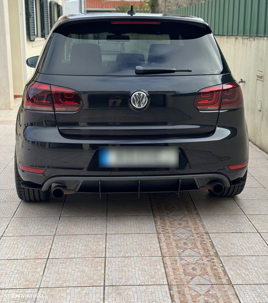 VW Golf 2.0 GTI DSG - 2