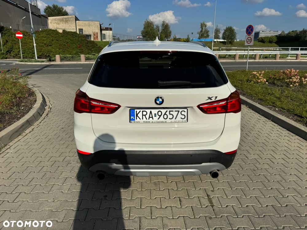 BMW X1 xDrive20i xLine - 15