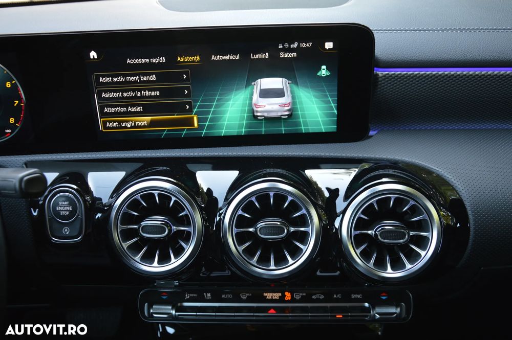 Mercedes-Benz CLA 180 7G-DCT Special Edition - 20