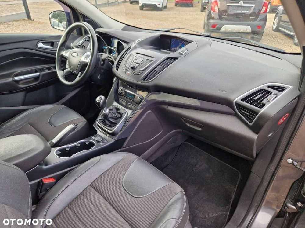 Ford Kuga 2.0 TDCi 2x4 Business Edition - 22