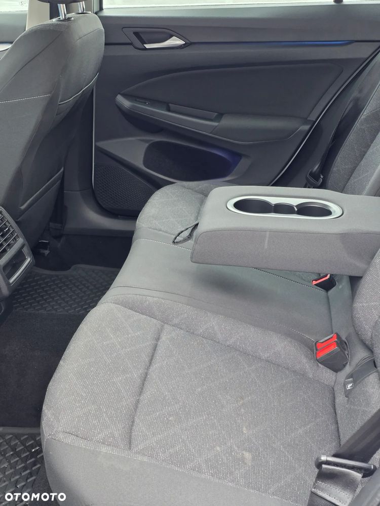 Volkswagen Golf 2.0 TDI Life - 23
