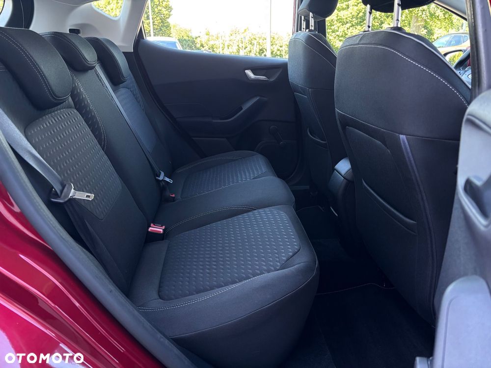 Ford Fiesta 1.1 S&S TITANIUM - 26
