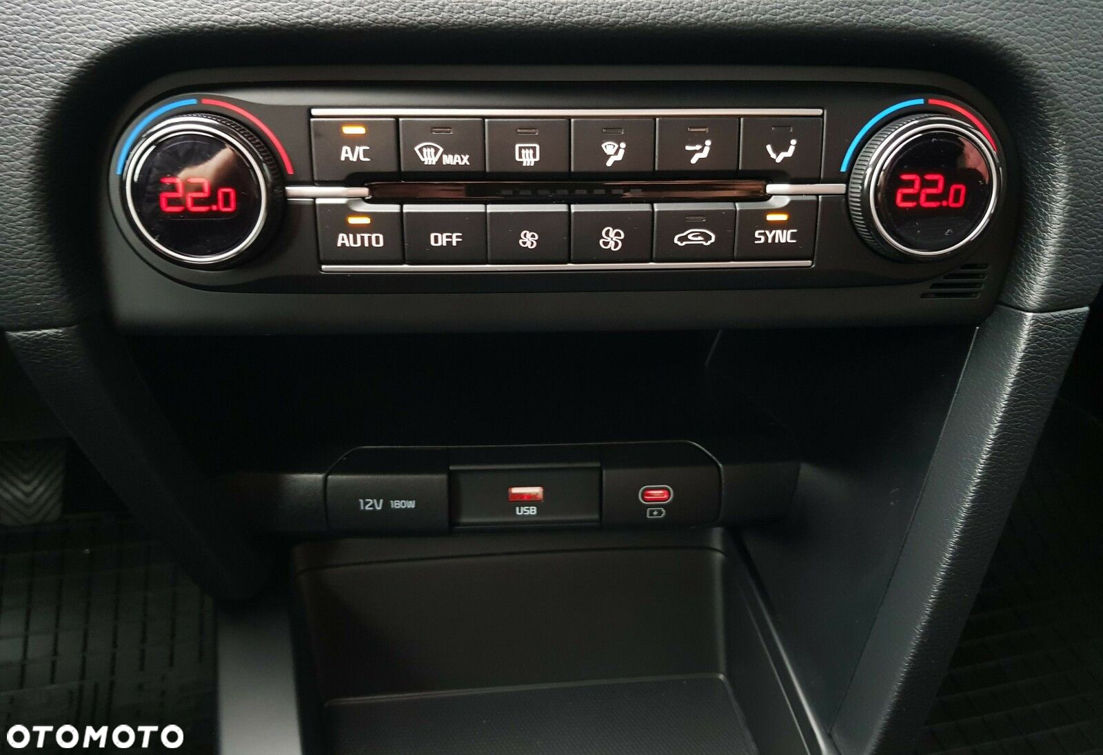 Kia XCeed 1.5 T-GDI M - 20
