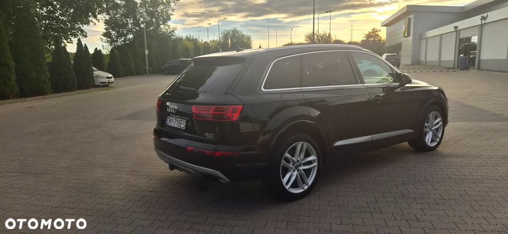 Audi Q7 3.0 TFSI Quattro Tiptr - 8