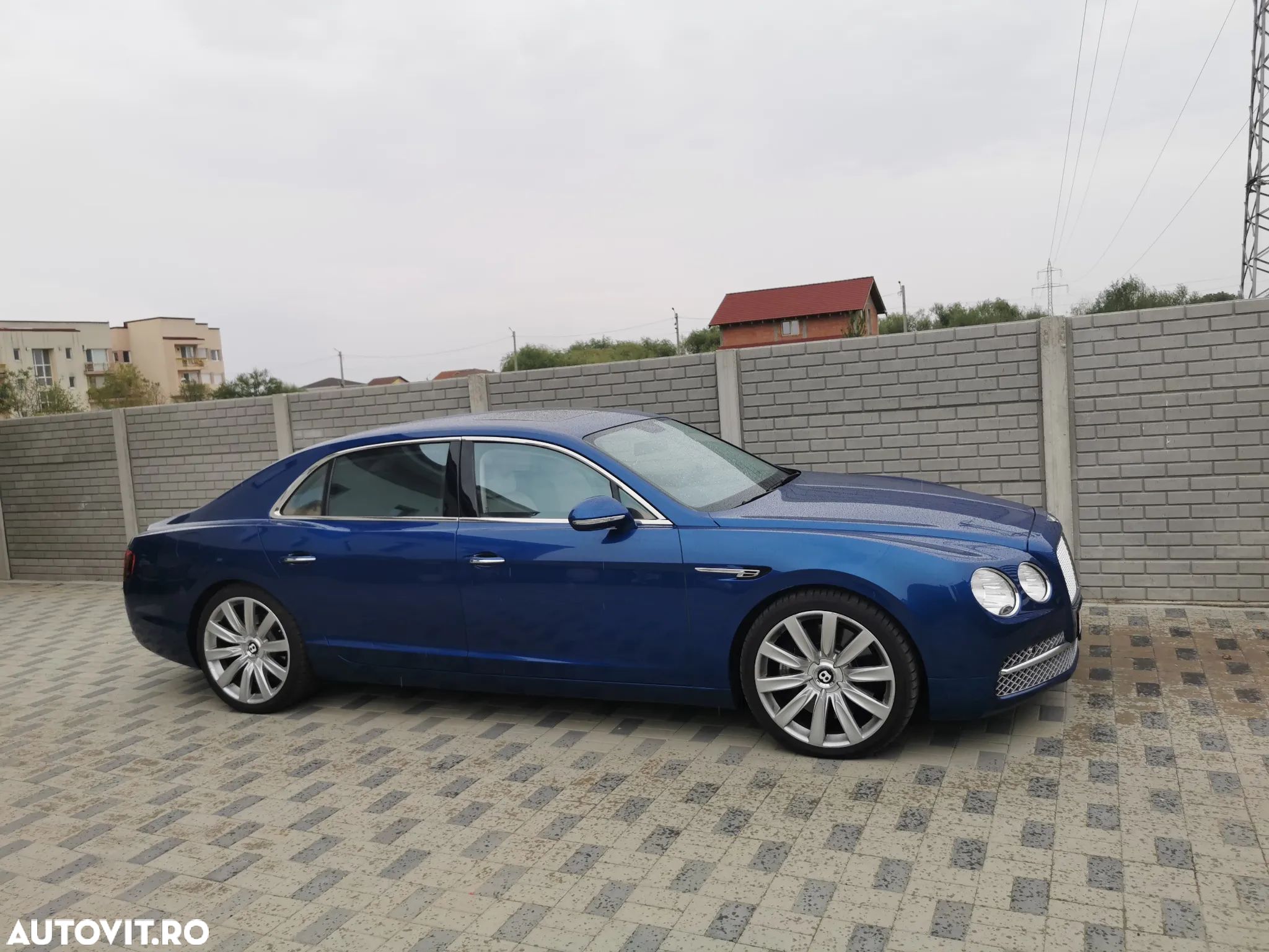 Bentley Flying Spur W12 S - 1
