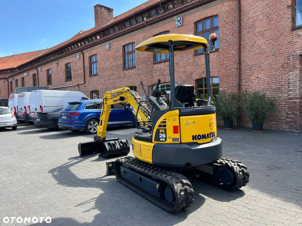 Komatsu PC26MR-3 - 3