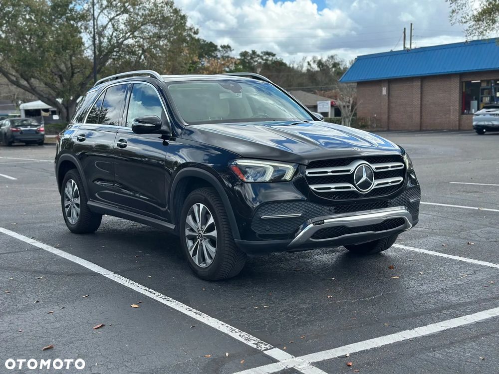 Mercedes-Benz GLE - 1