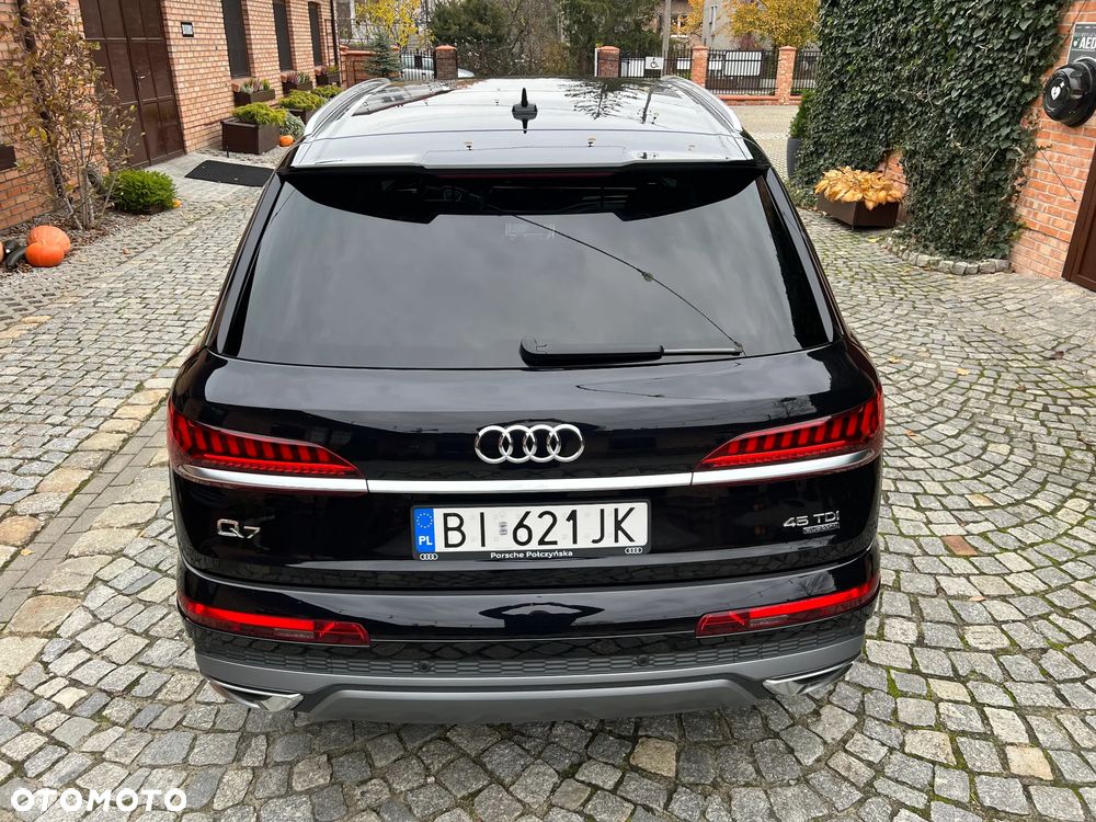 Audi Q7 - 9