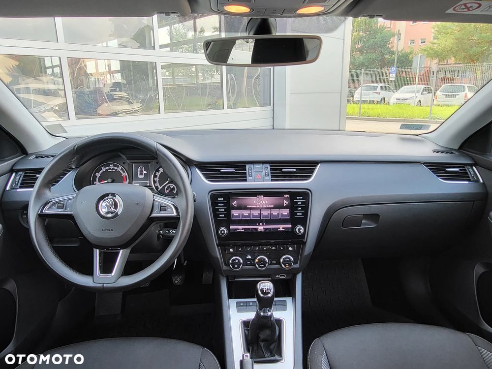Skoda Octavia 1.4 TSI Ambition - 6