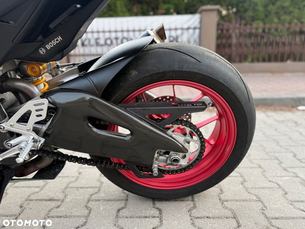 Aprilia RSV - 23