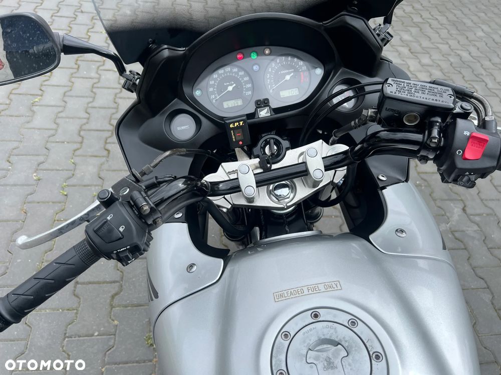 Honda CBF - 25