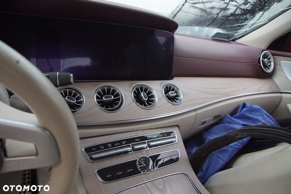 Auto na części 692106889 mercedes cls 350 c257 w257 2019 silnik m264 264920 skrzynia 9g tronic 725008 drzwi maska zderzak błotnik klapa bagażnika lampa led reflektor led lusterko fotel airbag deska rozdzielcza konsola środkowa kierownica moduły sterowniki ecu komputer pdc radar kamera chłodnica wentylator turbosprężarka alternator rozrusznik pompa wody przepustnica kolektor wał półoś dyferencjał piasta wahacz amortyzator sprężyna zacisk tarcza hamulcowa nadkole pas przedni belka atrapa grill listwy uszczelki szyba podsufitka tapicerka skóra exclusive manufaktur 500 955 hyacinth red 996 czerwień hiacyntowa części używane oryginalne mercedes benz c257 w257 cls350 cls 350 mercedes na części auto na części - 5